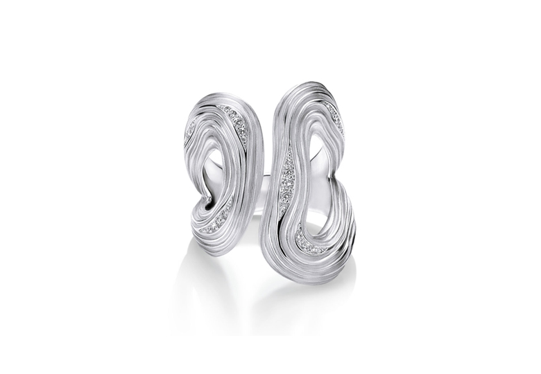 wave_ring_grande_780x540